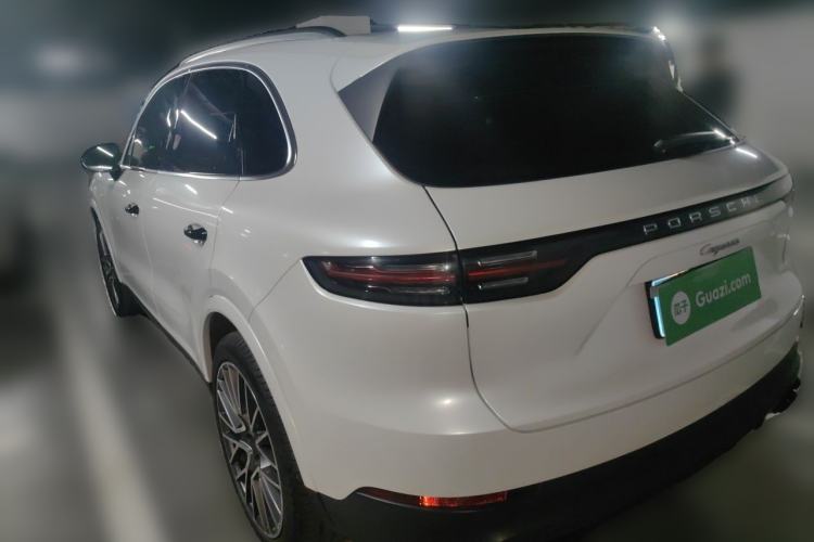 Used Porsche Cayenne 2018 Cayenne 3.0T Rear Left 45 Deg