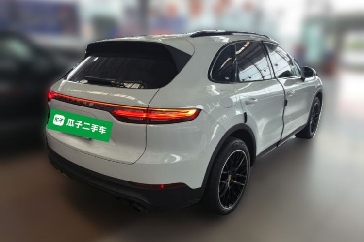 Used Porsche Cayenne 2018 Cayenne 3.0T Rear Right 45 Deg