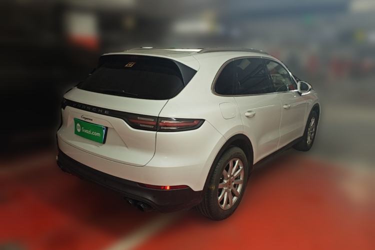 Used Porsche Cayenne 2018 Cayenne 3.0T Rear Right 45 Deg