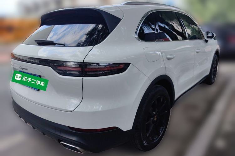 Used Porsche Cayenne 2018 Cayenne 3.0T Rear Right 45 Deg