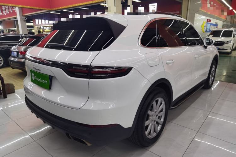 Used Porsche Cayenne 2018 Cayenne 3.0T Rear Right 45 Deg