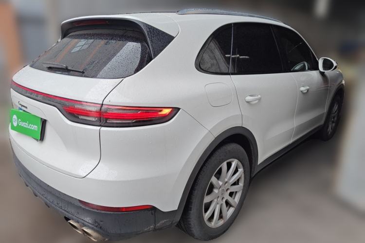 Used Porsche Cayenne 2018 Cayenne 3.0T Rear Right 45 Deg