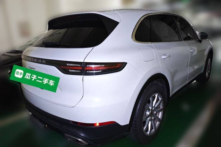 Used Porsche Cayenne 2018 Cayenne 3.0T Rear Right 45 Deg