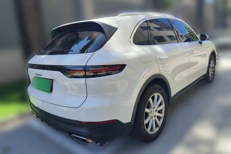 Used Porsche Cayenne 2018 Cayenne 3.0T Rear Right 45 Deg