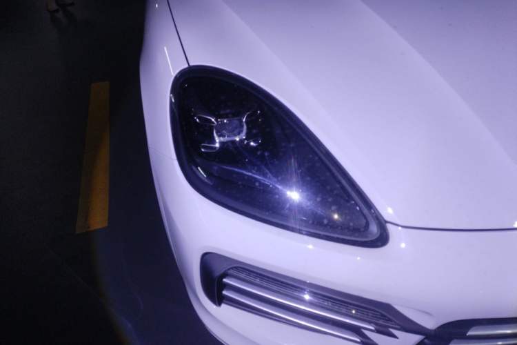 Used Porsche Cayenne 2018 Cayenne 3.0T Right Front Headlight