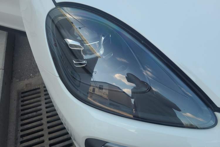 Used Porsche Cayenne 2018 Cayenne 3.0T Right Front Headlight