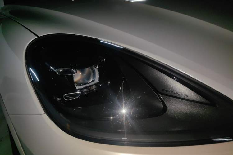 Used Porsche Cayenne 2018 Cayenne 3.0T Right Front Headlight