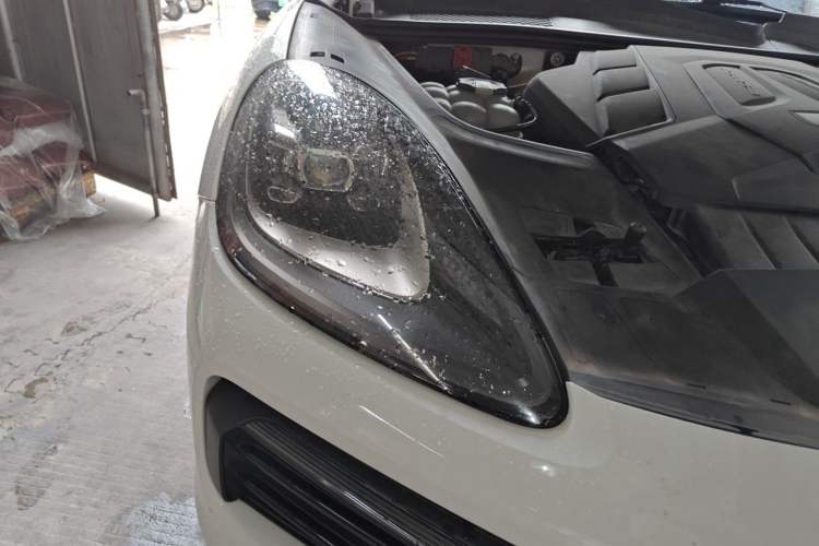 Used Porsche Cayenne 2018 Cayenne 3.0T Right Front Headlight