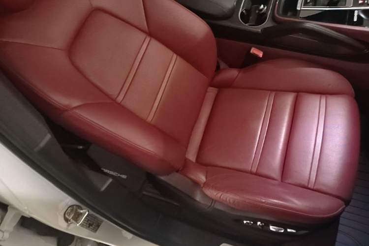 Used Porsche Cayenne 2018 Cayenne 3.0T Right Front Seat