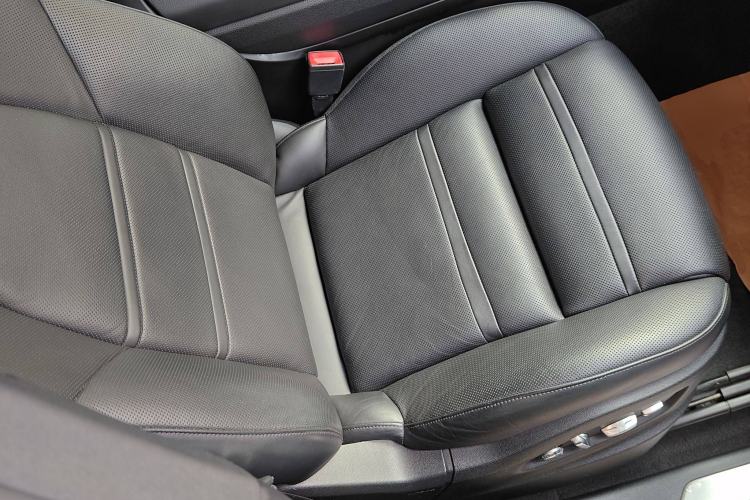 Used Porsche Cayenne 2018 Cayenne 3.0T Right Front Seat