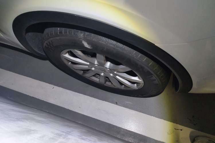 Used Porsche Cayenne 2018 Cayenne 3.0T Right Front Wheel Hub