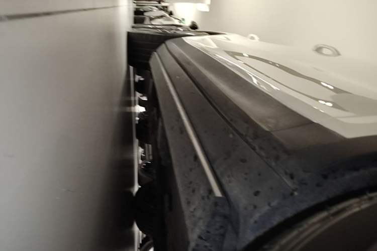 Used Porsche Cayenne 2018 Cayenne 3.0T Right Side Sill