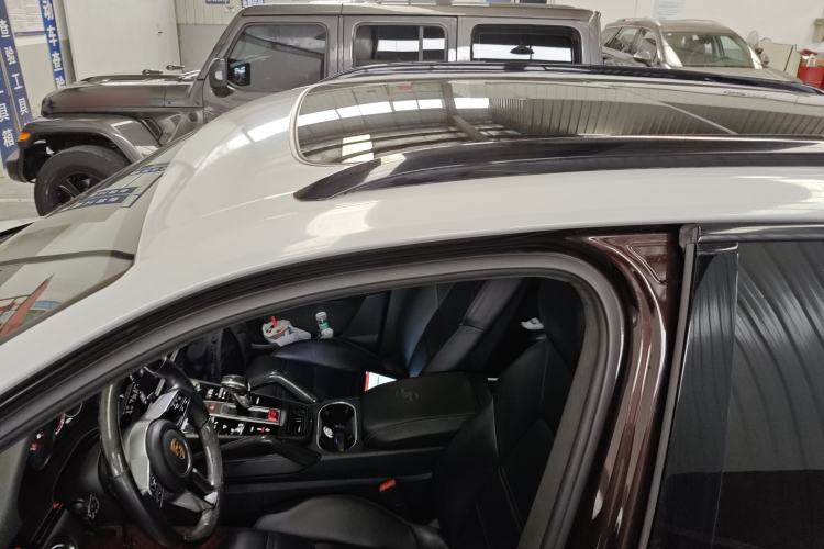 Used Porsche Cayenne 2018 Cayenne 3.0T Roof