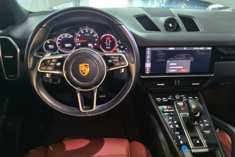 Used Porsche Cayenne 2018 Cayenne 3.0T Steering Wheel