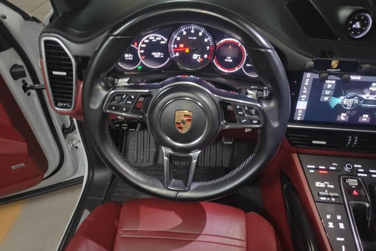 Used Porsche Cayenne 2018 Cayenne S 2.9T Steering Wheel