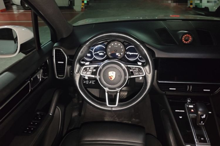 Used Porsche Cayenne 2018 Cayenne 3.0T Steering Wheel