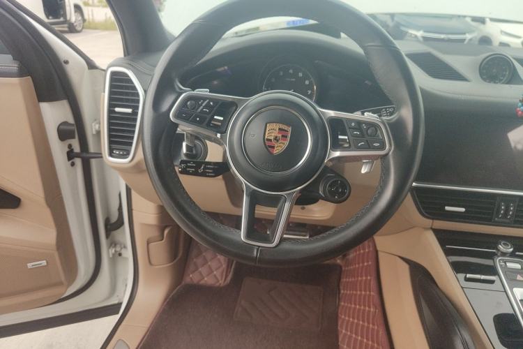 Used Porsche Cayenne 2018 Cayenne S 2.9T Steering Wheel