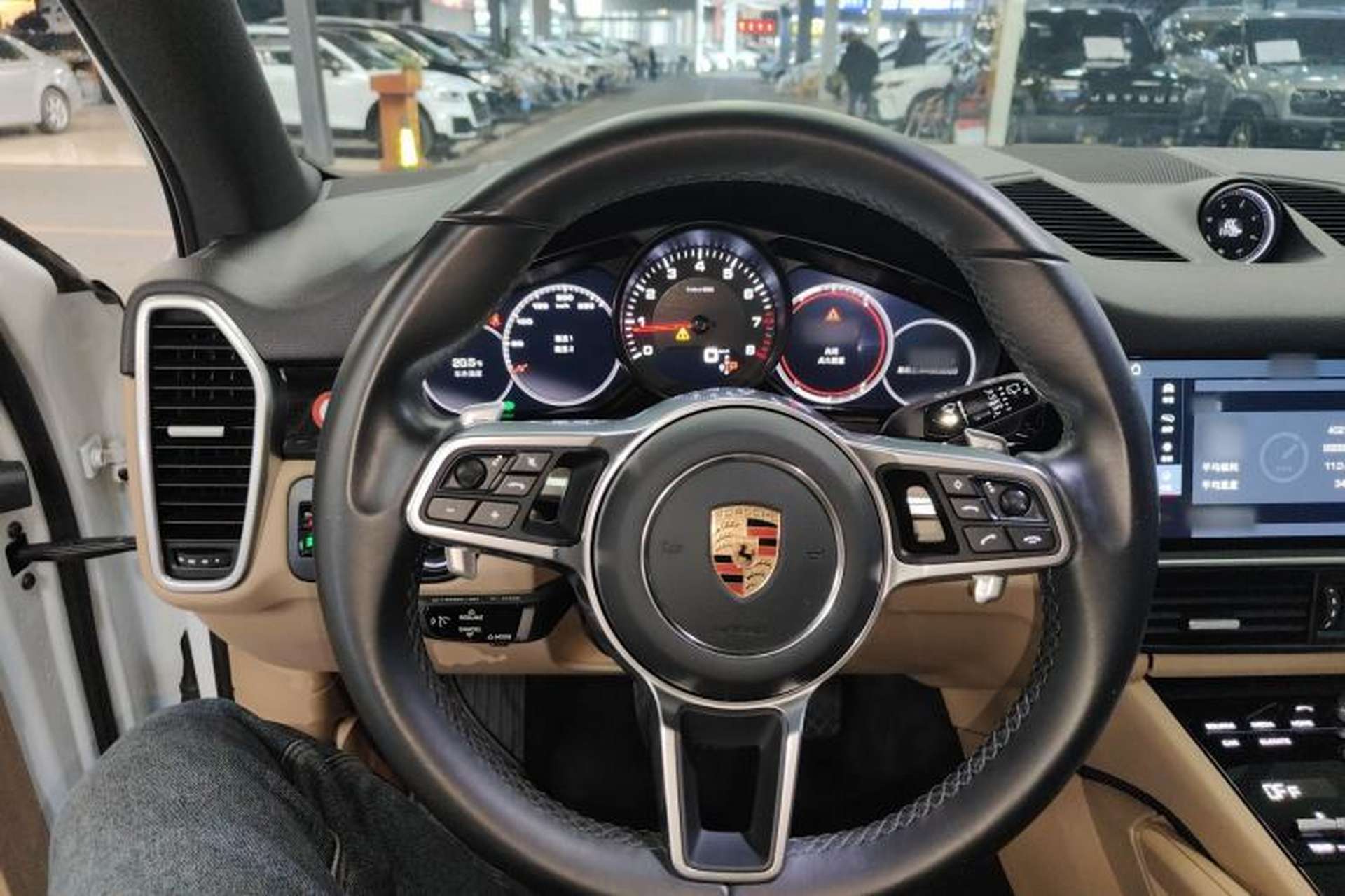 Used Porsche Cayenne 2018 Cayenne 3.0T Steering Wheel