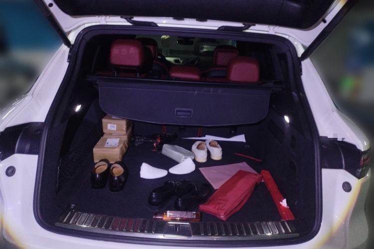 Used Porsche Cayenne 2018 Cayenne 3.0T Trunk