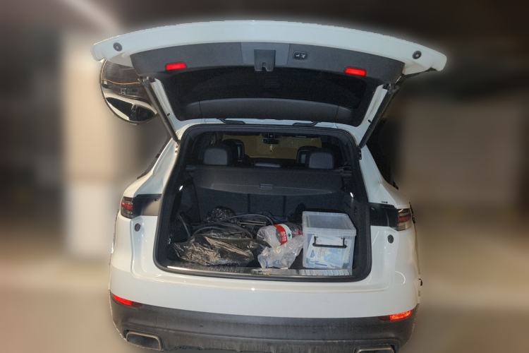 Used Porsche Cayenne 2018 Cayenne 3.0T Trunk