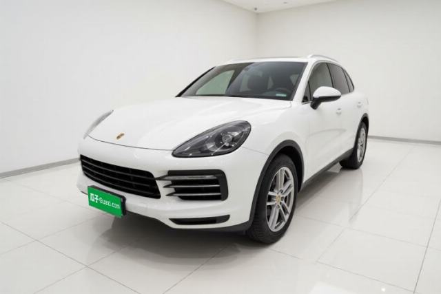 Porsche Cayenne 2018 Cayenne 3.0T مستعملة