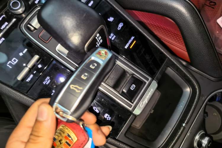Used Porsche Cayenne 2018 Cayenne 3.0T Vehicle Key