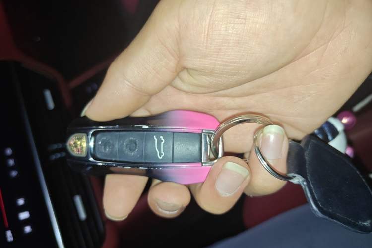 Used Porsche Cayenne 2018 Cayenne 3.0T Vehicle Key