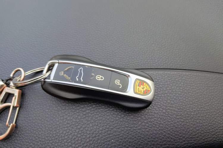 Used Porsche Cayenne 2018 Cayenne 3.0T Vehicle Key