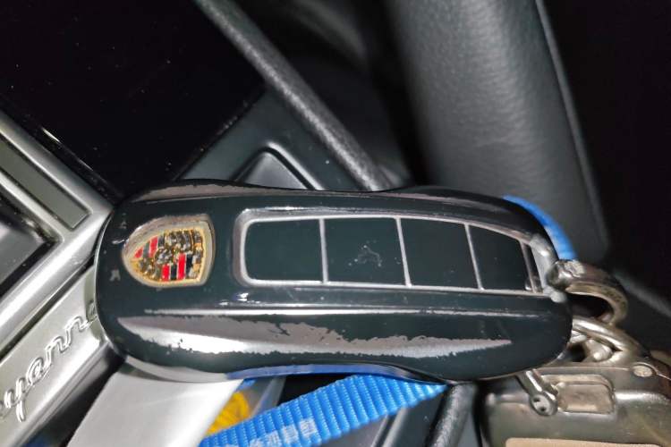 Used Porsche Cayenne 2018 Cayenne 3.0T Vehicle Key
