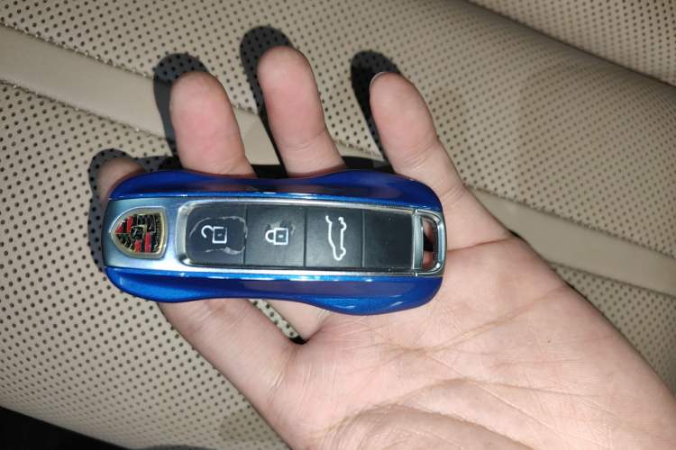 Used Porsche Cayenne 2018 Cayenne 3.0T Vehicle Key