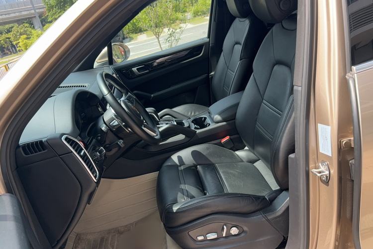 Used Porsche Cayenne 2018 Cayenne 3.0T Left Front Seat