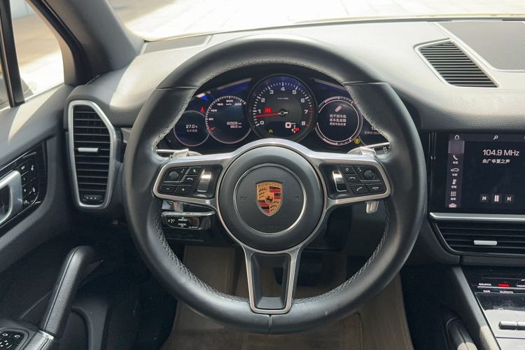 Used Porsche Cayenne 2018 Cayenne 3.0T Steering Wheel