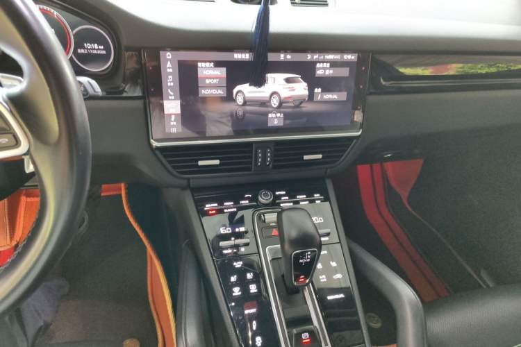 Used Porsche Cayenne 2019 Cayenne 3.0T Audio And AC Panel