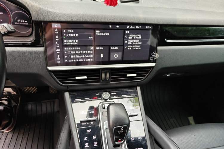 Used Porsche Cayenne 2019 Cayenne 3.0T Audio And AC Panel