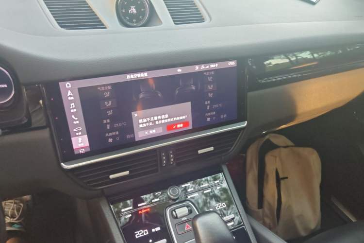 Used Porsche Cayenne 2019 Cayenne 3.0T Audio And AC Panel