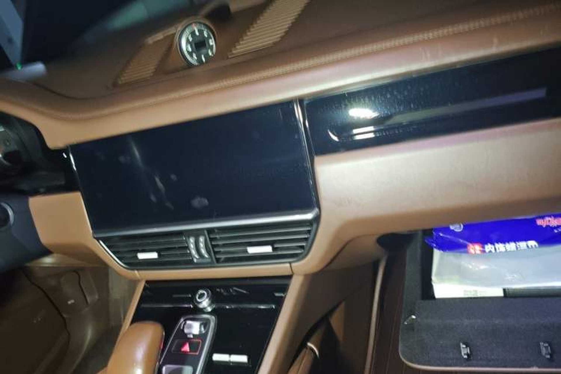 Used Porsche Cayenne 2019 Cayenne 3.0T Audio And AC Panel