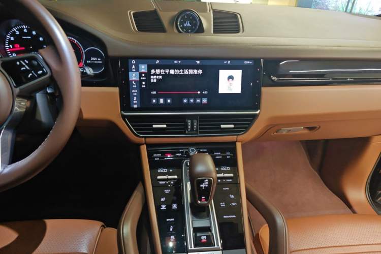 Used Porsche Cayenne 2019 Cayenne 3.0T Audio And AC Panel