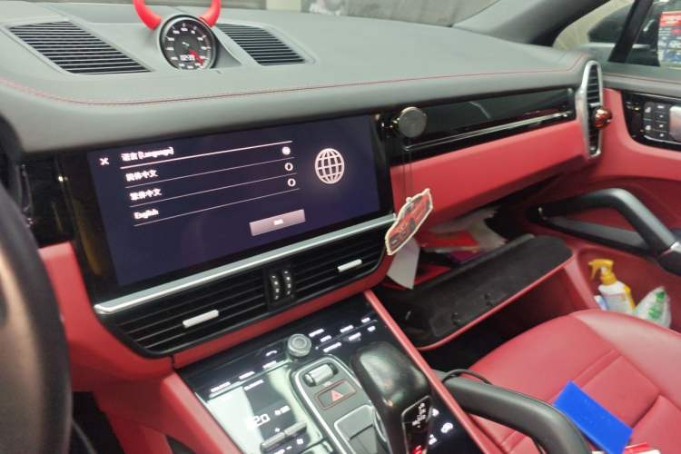 Used Porsche Cayenne 2019 Cayenne Coupé 3.0T Audio And AC Panel