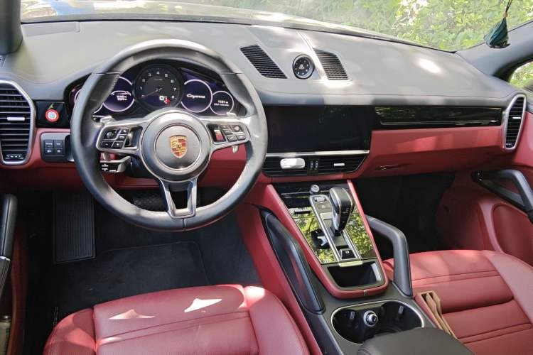Used Porsche Cayenne 2019 Cayenne 3.0T Center Console