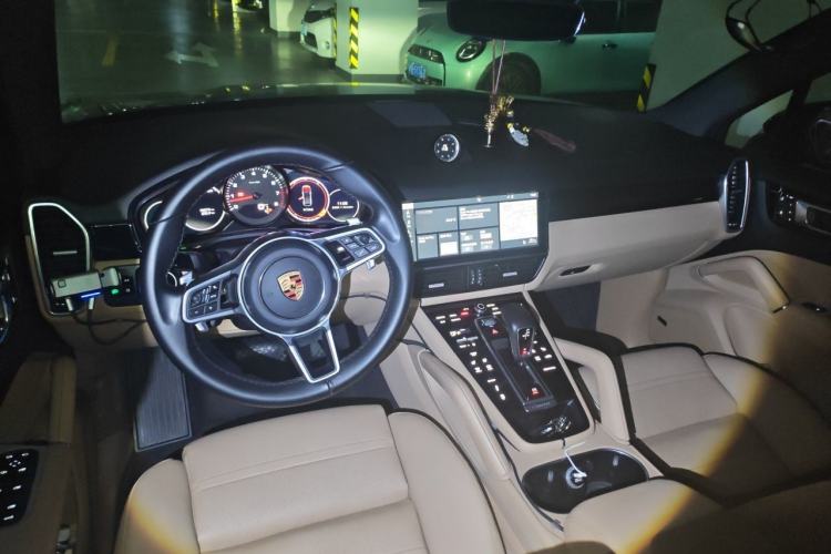 Used Porsche Cayenne 2019 Cayenne 3.0T Center Console