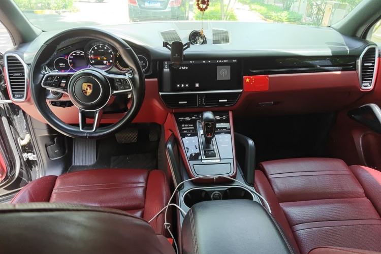 Used Porsche Cayenne  Center Console