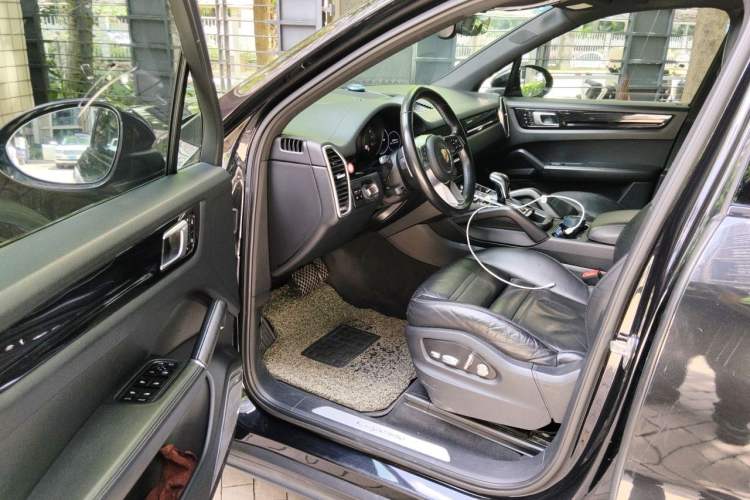 Used Porsche Cayenne 2019 Cayenne 3.0T Driver Seat