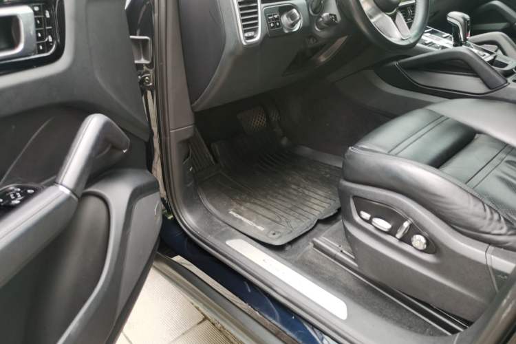 Used Porsche Cayenne 2019 Cayenne 3.0T Driver Seat