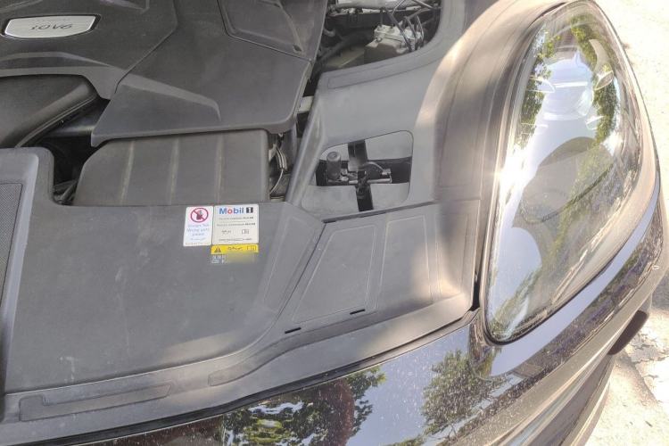 Used Porsche Cayenne 2019 Cayenne 3.0T Engine Bay Left