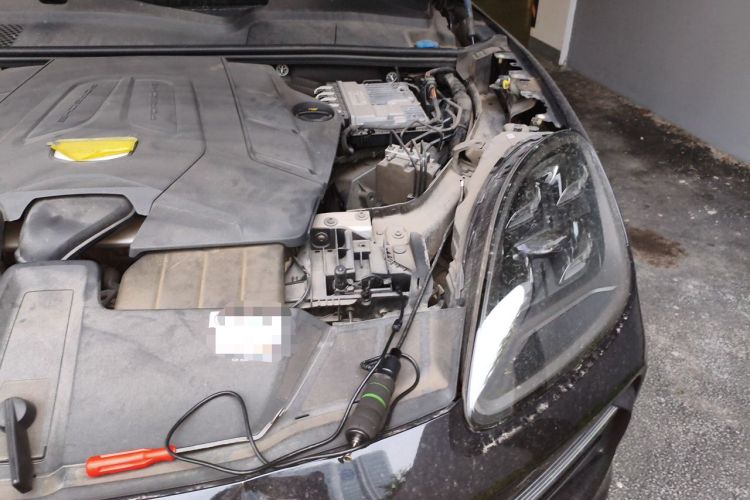Used Porsche Cayenne 2019 Cayenne 3.0T Engine Bay Left