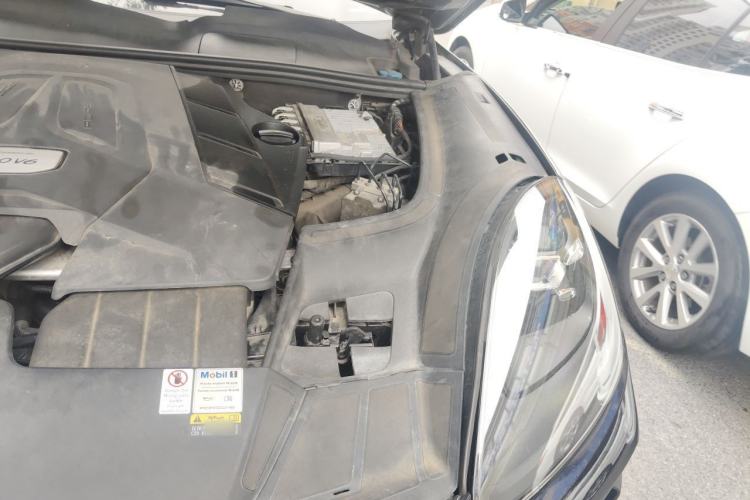 Used Porsche Cayenne 2019 Cayenne 3.0T Engine Bay Left