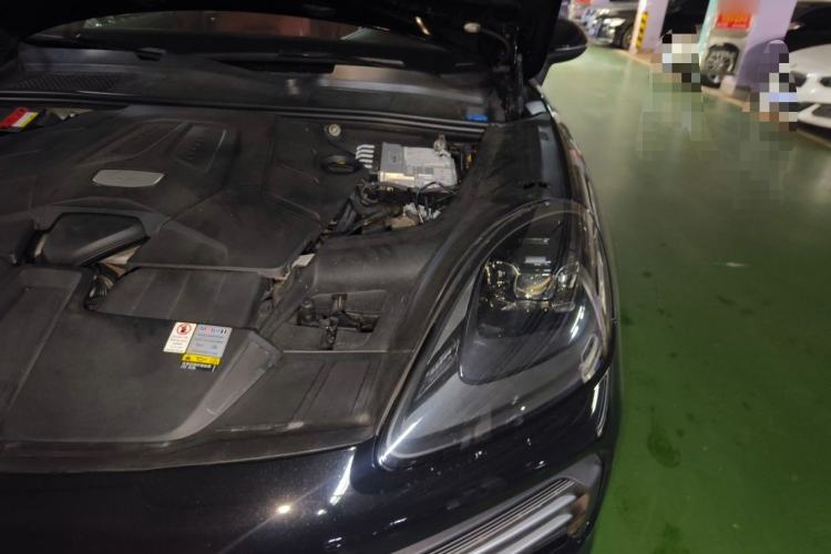 Used Porsche Cayenne 2019 Cayenne 3.0T Engine Bay Left