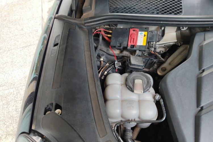 Used Porsche Cayenne 2019 Cayenne 3.0T Engine Bay Right