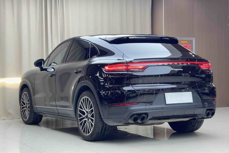 Used Porsche Cayenne 2019 Cayenne Coupé 3.0T Exterior 2