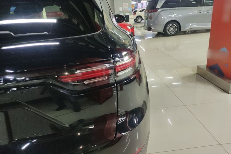 Used Porsche Cayenne 2019 Cayenne 3.0T Exterior 3